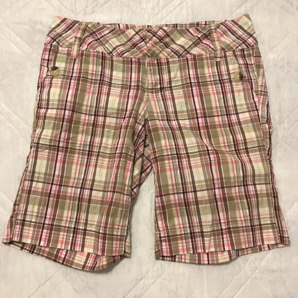 Paris Blues women's plaid bermuda‎ shorts size 9 - Picture 1 of 4